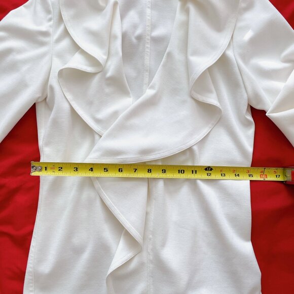 Calvin Klein White ruffle blazer - Size 2 (small) - Picture 3 of 13